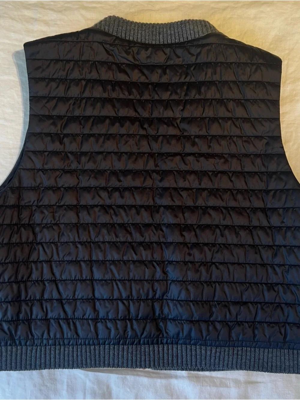 Athleta Cropped Puffer Vest - Picture 6 of 9